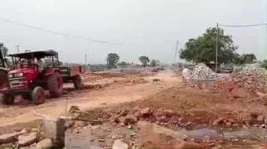 சேந்தமங்கலம்: கொடிக்கால்புதூரில் ரூ.35.25 இலட்சம் மதிப்பீட்டில் நடைபெற்று வரும் அரசு பள்ளி வகுப்பறை கட்டிடம் கட்டும் பணியை ஆட்சியர் ஆய்வு செய்தார்