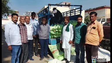 गोला गोकरणनाथ: गोला तहसील क्षेत्र में जिला कृषि अधिकारी ने पकड़ी नकली खाद, संदिग्ध पिकअप से 36 बैग उर्वरक बरामद, माफियाओं में हड़कंप