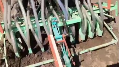 सिल्लोड: सिल्लोड तालुक्यात गहू पीक पेरणीला सुरुवात हरभरा पिकालाही शेतकऱ्यांनी दिले पसंती