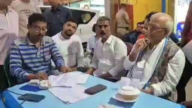 ব্যারাকপুর ২: বেশ কিছু জায়গায় এস আই আর নিয়ে বিজেপি ও সিপিআইএম একসাথে কাজ করছে অভিযোগ করলেন শোভন দেব চট্টোপাধ্যায়