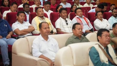 ডিফু: ডিফুত প্ৰধান মন্ত্ৰী আৱাস যোজনা ২'০ ইউ সন্দৰ্ভত কাকৰ চিইএম তুলিৰাম ৰংহাঙৰ অধ্যক্ষতাত গুৰুত্ব পূৰ্ণ বৈঠক