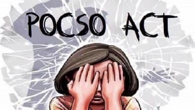 ಚಿಕ್ಕಬಳ್ಳಾಪುರ: ನಾಲ್ಕು ವರ್ಷದ ಕಂದಮ್ಮನ ಮೇಲೆ ಅತ್ಯಾಚಾರಕ್ಕೆ ಯತ್ನ ಆರೋಪಿ ಬಂಧನಕ್ಕೆ ಆಗ್ರಹ