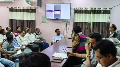 পাড়া: পাড়া ব্লক অফিসে এক গুরুত্বপূর্ণ আলোচনা সভার আয়োজন উপস্থিত বিডিও