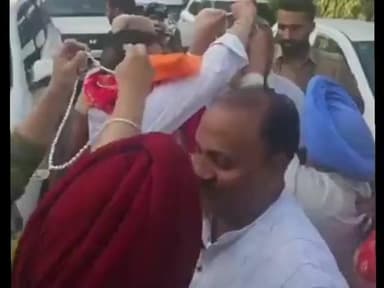 ਲੁਧਿਆਣਾ ਪੂਰਬੀ: ਵਿਧਾਇਕ ਵੱਲੋਂ ਕਿੰਗ ਪਹਿਲਾਂ ਸੁੰਦਰ ਨਗਰ ਤੋਂ ਦੌਲਤ ਕਲੋਨੀ ਤੱਕ 43 ਲੱਖ ਰੁਪਏ ਦੀ ਲਾਗਤ ਨਾਲ ਸੜਕ ਦਾ ਕੀਤਾ ਉਦਘਾਟਨ