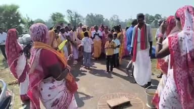 ହରିଚନ୍ଦନପୁର: କେନ୍ଦୁଝର ଜିଲ୍ଲା ହରିଚନ୍ଦନପୁର ବ୍ଲକ ଭଗାମୁଣ୍ଡା ନୂଆଗାଁରେ ଚତୁର୍ଥ ବାର୍ଷିକ ଭାଗବତ ସମ୍ମିଳନୀ ଅନୁଷ୍ଠିତ