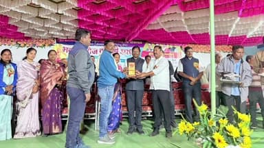 तिरोडा: अर्जुनी मोरगाव: प्रतापगड येथे भव्य रात्र कालीन कबड्डी स्पर्धेच्या बक्षीस वितरण कार्यक्रमाला जि प अध्यक्ष लायकराम भेंडारकर यांची उपस्थिती