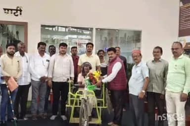 राजूरा: जनसंपर्क कार्यालय,राजुरा येथे दिव्यांग राहुलला तीन चाकी सायकलचे आ. भोंगळे यांच्या हस्ते वितरण