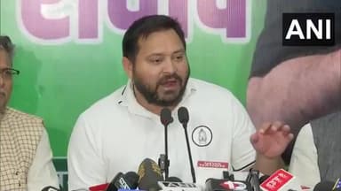 72 लाख लोगों ने ज्यादा मतदान किया है , मतदान बदलाव के लिए हुआ है.!
गोदी मीडिया वाले केवल फर्ज पूरा कर रहे आंकड़ों में ब...