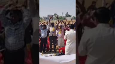 આપ પ્રમુખ અનિલ ગરાસીયાના અધ્યક્ષસ્થાને ઝાલોદ તાલુકાના થેરકા ગામે આમ આદમી પાર્ટીની બેઠક યોજાઈ