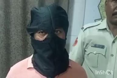 କଟକ ପୌରାଞ୍ଚଳ: ବନ୍ଧୁକ କାରବାର କରିବା ଅଭିଯୋଗରେ ବୁଧବାର ଜଣଙ୍କୁ ଗିରଫ କଲା ବାଦାମବାଡ଼ି ଟ ଥାନା ପୋଲିସ