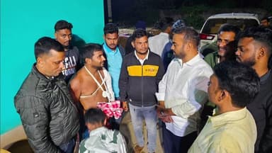 ସୁକିନ୍ଦା: ଖପୁରିଆପଦାରେ ସ୍ଥାନୀୟ ବାସିନ୍ଦା ସ୍ଵାସ୍ଥ୍ୟ ଅବସ୍ଥା ପଚାରି ବୁଝିଲେ ପୂର୍ବତନ ମନ୍ତ୍ରୀ ପ୍ରିତିରଞ୍ଜନ ଘଡାଇ