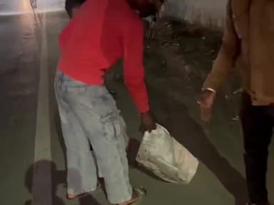 ਲੁਧਿਆਣਾ ਪੂਰਬੀ: ਹੀਰਾ ਸਿੰਘ ਰੋੜ ਲੁਧਿਆਣਾ ਦੇ ਜ਼ੋਨਲ ਕਮਿਸ਼ਨਰ ਨੇ ਇੰਫੋਰਸਮੈਂਟ ਸੈੱਲ ਵਲੋ ਖੁੱਲੇ ਵਿੱਚ ਕੂੜਾ ਸੁੱਟਣ ਵਾਲਿਆਂ ਖਿਲਾਫ ਕਾਰਵਾਈ