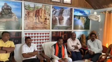 दंतेवाड़ा: जनजाति गौरव दिवस केवल भगवान बिरसा मुंडा को ही नहीं, आदिवासी समाज में जन्मे असंख्य महापुरुषों को समर्पित है- चैतराम अटामी