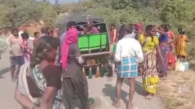 దేవరకొండ: నేరేడుగొమ్ము మండలం బుగ్గ తండా వద్ద రోడ్డు ప్రమాదం.. పత్తి కూలీల ఆటో బోల్తా