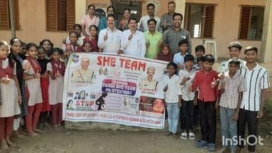 పూడూర్: మంచన్ పల్లి పాఠశాల విద్యార్థులకు సైబర్ క్రైమ్ ఆన్లైన్ మోసాలపై అవగాహన కల్పించిన షీ టీం సభ్యులు