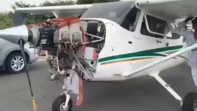 குளத்தூர்: நார்த்தாமலை அருகே திருச்சி ராமேஸ்வரம் தேசிய நெடுஞ்சாலையில் பானம் தர இறங்கியதால் பரபரப்பு விமான உள்ளிட்ட 2 பேர் காயம்