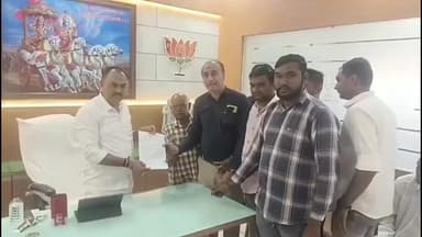 તળાજા: તળાજા નગર પાલિકામાં આઉટસોસીંગ કર્મચારીઓ નો બાકી રહેલ તમામ પગાર ચુકવવા બાબત ધારાસભ્યને લેખિત રજૂઆત કરવામાં આવી