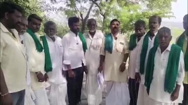 ಶೋರಾಪುರ: ನೀರಾವರಿ ಸಲಹಾ ಸಮಿತಿ ಸಭೆಯಲ್ಲಿ ರೈತರು ಭಾಗವಹಿಸಲು ಅವಕಾಶ ನೀಡುವಂತೆ ನಗರದಲ್ಲಿ ರೈತ ಸಂಘದ ಜಿಲ್ಲಾಧ್ಯಕ್ಷ ಹಣಮಂತ್ರಾಯ ಒತ್ತಾಯ