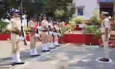 ఇటిక్యాల: కోదండపురం పోలీస్ స్టేషన్ ను సందర్శించిన ఎస్పీ శ్రీనివాస రావు