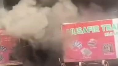 અસારવા: અમદાવાદમાં વધુ એક આગની ઘટના બની, ભરચક એવા ત્રણ દરવાજા પાસે ભયાનક આગ