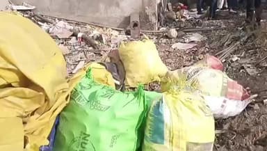 कुरूद: नगर पालिका ने अवैध अतिक्रमण पर कार्रवाई की, अवैध कब्जा हटाने से मची हलचल