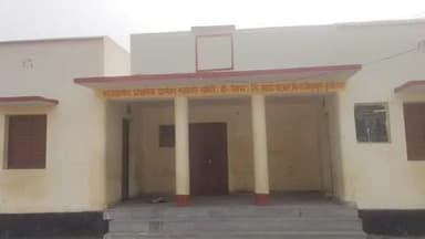 शासन प्रशासन की लापरवाही से नहीं मिल रहा जटहा बाजार में खा द