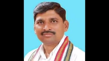 चिखली: काँग्रेस नेते डॉ. सतेंद्र भुसारी यांचे रेल्वे अपघातात निधन,कसारा घाट रेल्वेस्थानकानजीक वळणार रेल्वेतून पडून मूत्यू