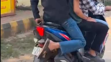 ಹುಬ್ಬಳ್ಳಿ ನಗರ: ಹುಬ್ಬಳ್ಳಿಯ ದೇಶಪಾಂಡೆನಗರದಲ್ಲಿ ತ್ರಿಬಲ್ ರೈಡಿಂಗ್:ದಂಡ ತಪ್ಪಿಸಲು ಯುವಕ ಮಾಡಿದ್ದೇನು ಗೊತ್ತಾ ಈ ವಿಡಿಯೋ ನೋಡಿ!