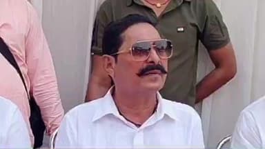 मोकामा: मोकामा विधानसभा क्षेत्र से अनंत कुमार सिंह जीत के करीब, राष्ट्रीय जनता दल की वीणा देवी रहीं पीछे