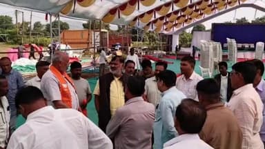 જેતપુર પાવી: કલારાણી ખાતે જનજાતિય ગૌરવ દિવસની ઉજવણીની તૈયારીઓનું ધારાસભ્યે સ્થળ નિરીક્ષણ કર્યું.