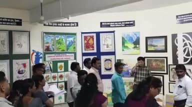 बिलोली: जवाहर नवोदय विद्यालयातील विविध विकास कामांचा जिल्हाधिकाऱ्यांनी घेतला आढावा; वस्तीगृहातील विद्यार्थ्यांशी साधला संवाद