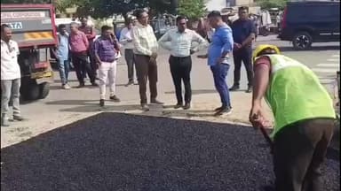 વડોદરા પૂર્વ: રસ્તા પરના ખાડા જોઈ મુખ્યમંત્રી અકળાયા: વડોદરામાં ઠેરઠેર ખાડા પુરવાની કામગીરી પુરજોશમાં