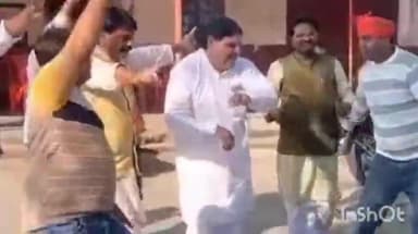 घोड़ाडोंगरी: बिहार: एनडीए की जीत पर सारणी नगर पालिका अध्यक्ष किशोर बरदे का डांस वीडियो वायरल