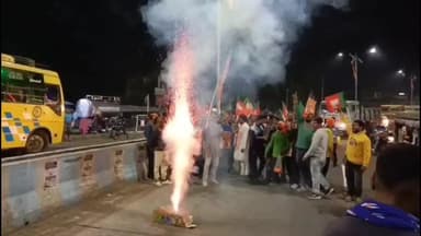 ঘাটাল: বিহার বিধানসভা নির্বাচনে জয়ের পর ঘাটালে বিজয় মিছিল বিজেপি কর্মীদের।