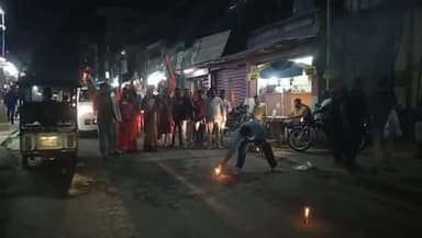 কালচিনি: বিহারে গেরুয়া ঝড় আর আলিপুরদুয়ার জেলার কালচিনি ব্লকে বিজেপি কর্মীদের আনন্দ উল্লাস