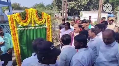 కూసుమంచి: రఘునాధపాలెం మండలంలో పలు అభివృద్ధి పనులకు శంకుస్థాపన చేసిన మంత్రి తుమ్మల