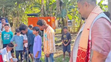 শদিয়া: দোপনী বৰগাঁওত শিশু দিৱস উদযাপন অনুষ্ঠানত উপস্থিত শদিয়া সমষ্টিৰ বিধায়ক বলীন চেতিয়াৰ