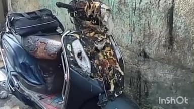 शेवगाव: शेवगावमध्ये दोन मोटरसायकलींना लागली आग; मोठी दुर्घटना टळली..!