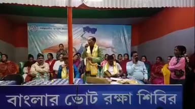 কল্যাণী: ভোট রক্ষা শিবির পরিদর্শনে জেলা দক্ষিণের INTTUC সভাপতি সনৎ চক্রবর্তী ।