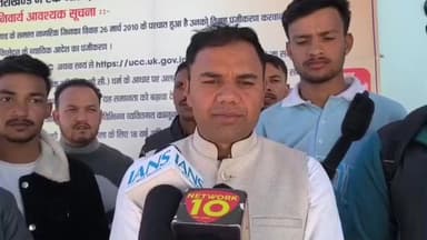 देवाल: देवाल विकासखंड की विभिन्न समस्याओं को लेकर सामाजिक कार्यकर्ता प्रकाश ने जिलाधिकारी से की मुलाकात