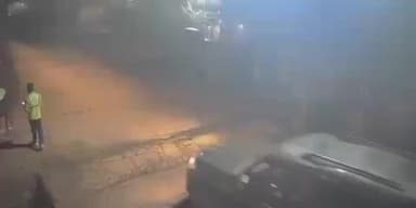 ବଣେଇ: ବରସୁଆଁ ରେଳ ଷ୍ଟେଶନ ସାଇଡିଂ ନିକଟରେ ଥିବା ଏକ ଟ୍ରାନ୍ସପୋର୍ଟ ଅଫିସରୁଲକ୍ଷାଧିକ ଟଙ୍କାର ଲୁଟ