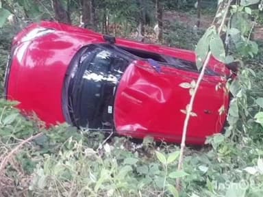 റാന്നി: ചിറ്റാർ ഡെൽറ്റാ പടിക്ക് സമീപം കാർ നിയന്ത്രണം വിട്ട് മറിഞ്ഞു