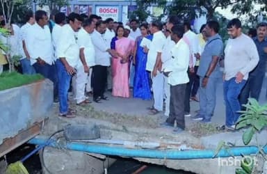 వరదమ్ముపు ప్రాంతాలను పరిశీలించిన నగర మేయర్ గుండు సుధారాణి, శాశ్వత పరిష్కారానికి కృషి చేస్తానని వెల్లడి