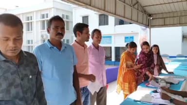 মুরারই ২: পাইকর বিডিও অফিসে মুক্তমঞ্চে MSME ক্যাম্প অনুষ্ঠিত হল