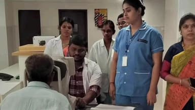 சிவகாசி: உலக சர்க்கரை நோய் தழைத்து முன்னிட்டு தனியார் மருத்துவ இணைந்து விஸ்வநத்தம் மதி சுகாதார மைய வளாகத்தில் இலவச கண் பரிசோதனை முகாம்