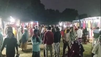 আউশগ্রাম ২: এযেন অকাল উৎসব, 'একতারা’ হাট ঘিরে জমজমাট হয়ে উঠলো আউশগ্রামের গেঁড়াইয়ের ফুটবল ময়দান, হাটের উদ্বোধন করলেন ব্লক সভাপতি