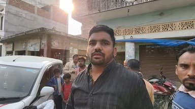 #जहानागंज #बाजार में जाना है तो #संभाल कर जाइए वर्ना नाली की पट्टियां गायब है बड़ी #दुर्घटना हो जाएगी*
*...#नगर #पंचायत ...