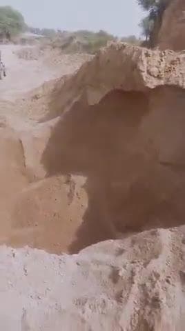 avedh ret khanan ho rha bachreta pahadiya kisaan k khet pdta h uski srso kuchl daali uski koe sunvae nhi ho rhi,nivedhan