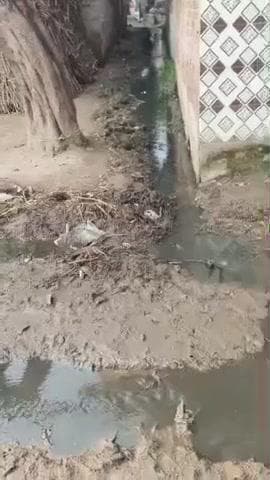 gram panchayat samaramau me harajan basti me jal bharne ke karad ane jane me samasya hoti h
parmal
mo. 7078050157