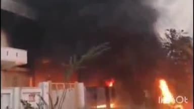 राई: राई औद्योगिक क्षेत्र में खड़ी कार अचानक बनी आग का गोला